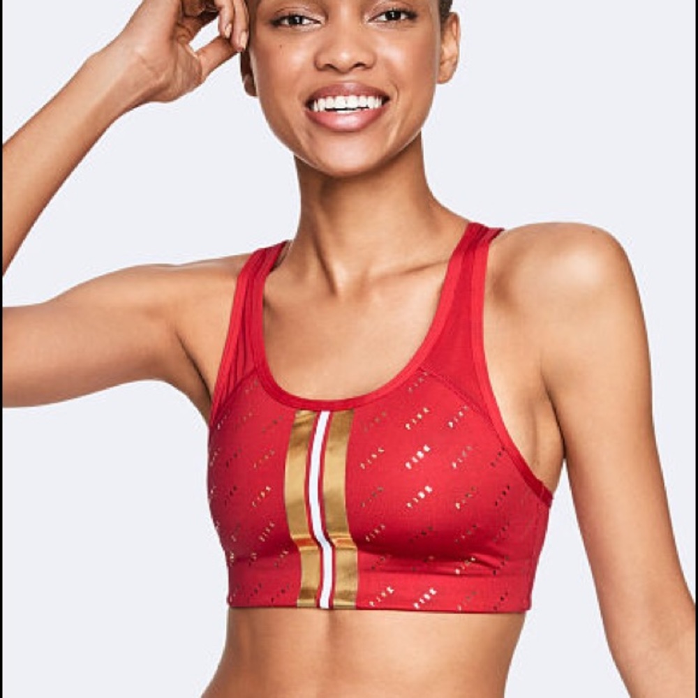 🆕 VS PINK Ultimate Gym Razorback Sports Bra!